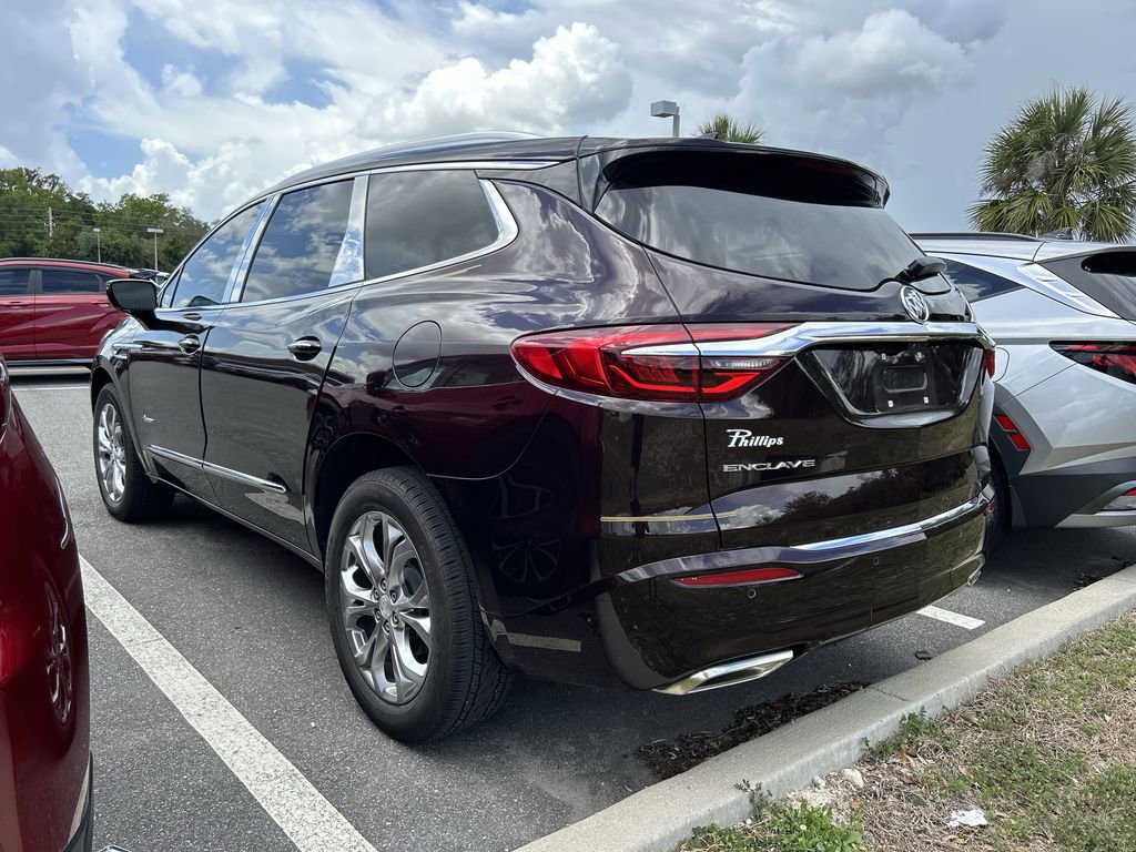 Used 2021 Buick Enclave Avenir w/ Avenir Technology Package FWD image 5
