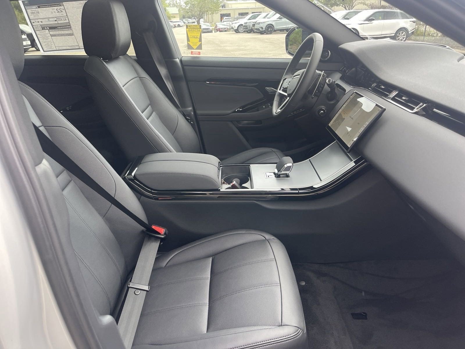 Used 2025 Land Rover Range Rover Evoque S image 20