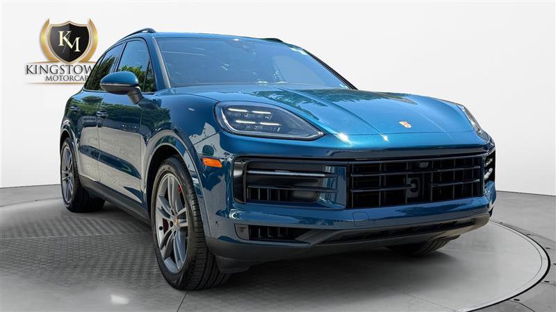 Used 2025 Porsche Cayenne S w/ Premium Package Plus AWD/4WD image 7