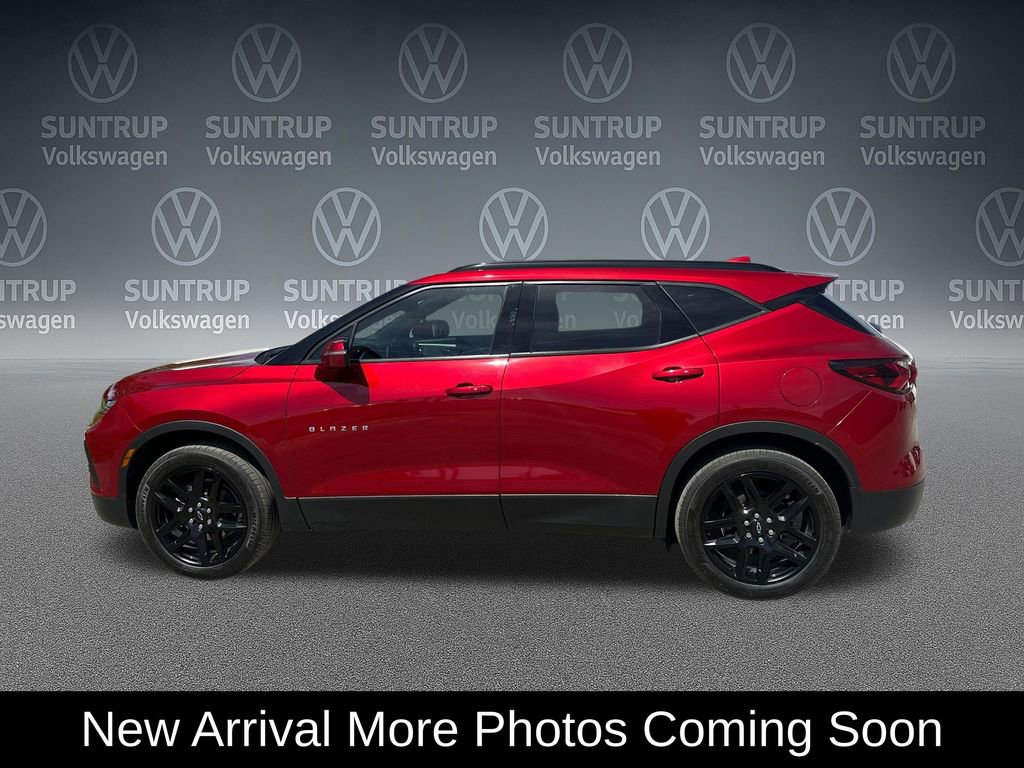 Used 2022 Chevrolet Blazer LT w/ LPO, Black Grille Bar Package FWD image 3