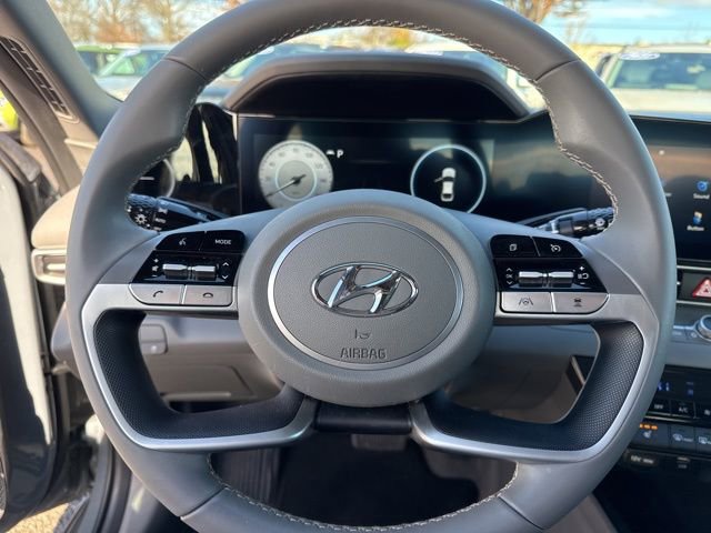 Certified 2023 Hyundai Elantra SEL w/ Convenience Package image 12