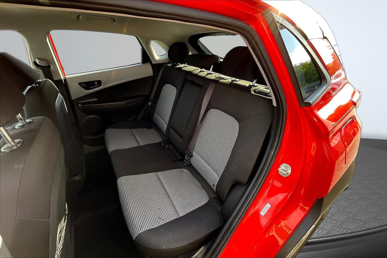 Used 2019 Hyundai Kona SEL FWD image 19