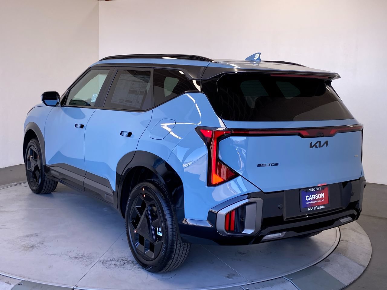 New 2027 Kia Seltos X-Line S w/ X-Line S Premium Package AWD/4WD image 3