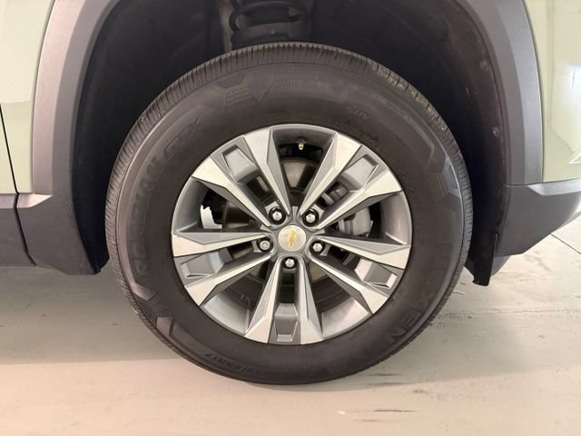 Used 2025 Chevrolet Equinox LT w/ Convenience Package II FWD image 30