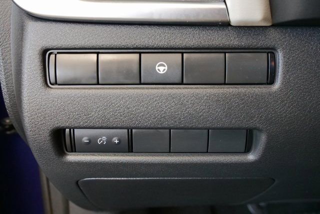 Used 2021 Nissan Rogue SV image 26