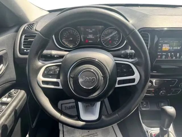 Used 2021 Jeep Compass Latitude FWD image 23
