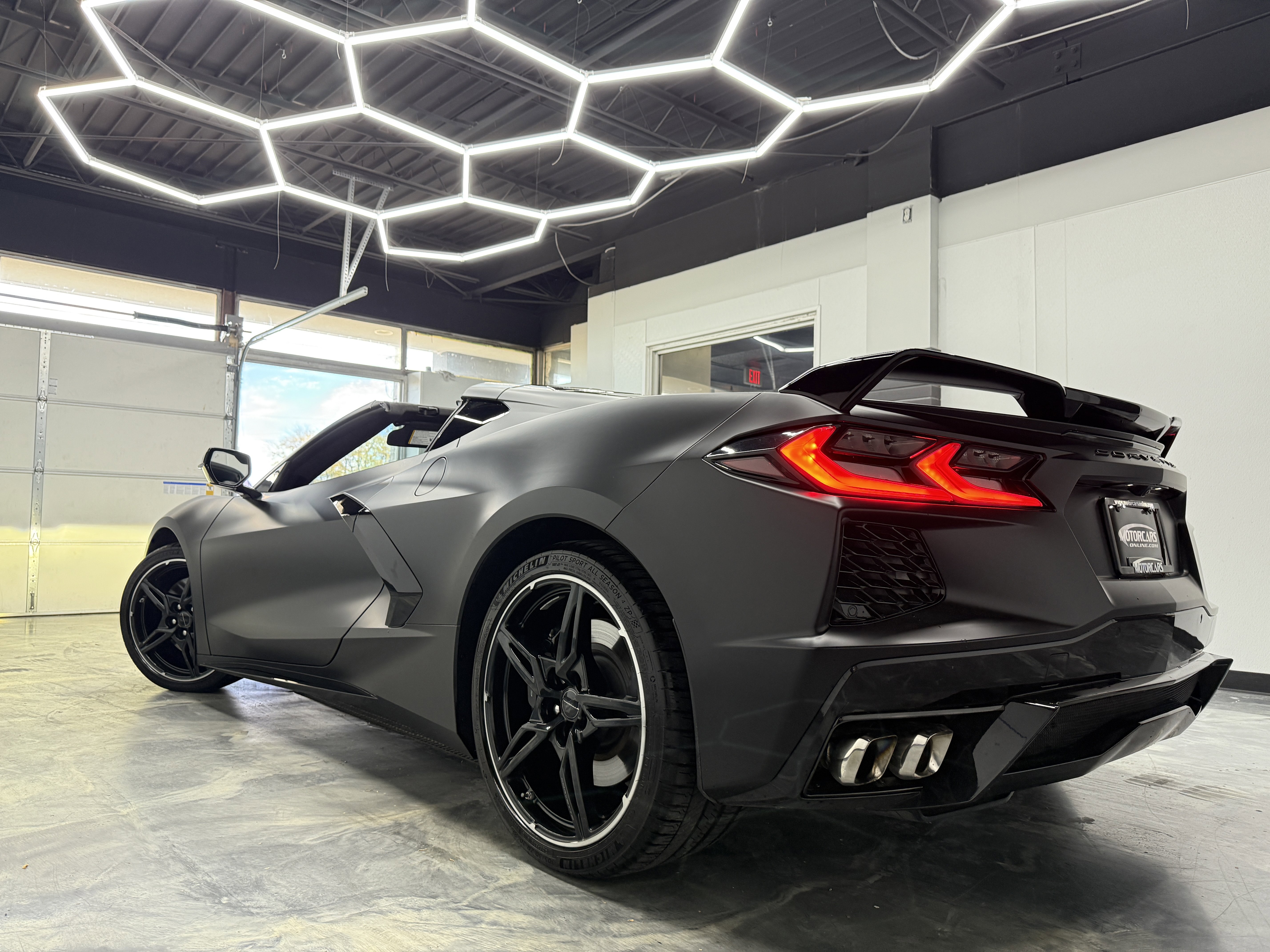 Used 2021 Chevrolet Corvette Stingray Premium Cpe w/ 3LT image 3