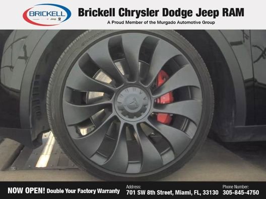 Used 2025 Tesla Model Y Performance AWD/4WD image 31