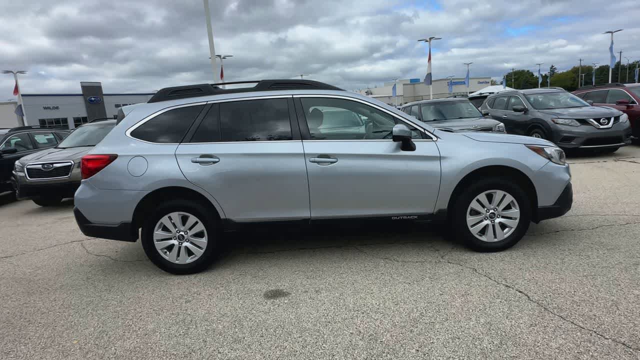 Used 2019 Subaru Outback 2.5i Premium image 9