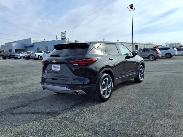 Used 2025 Chevrolet Blazer LT FWD image 21