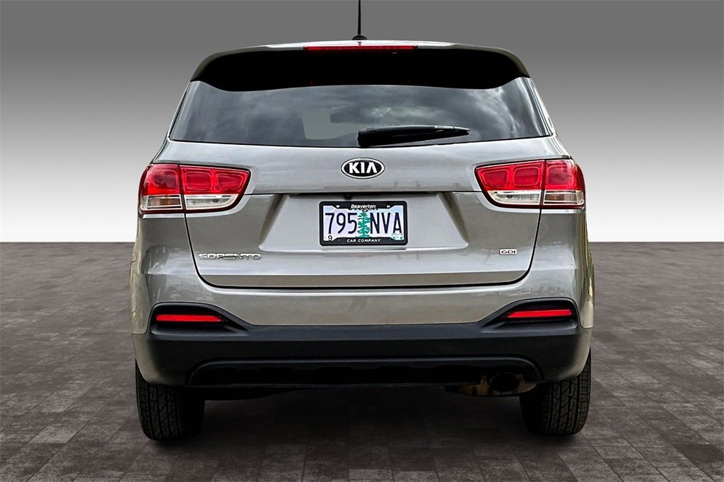 Used 2018 Kia Sorento L image 6