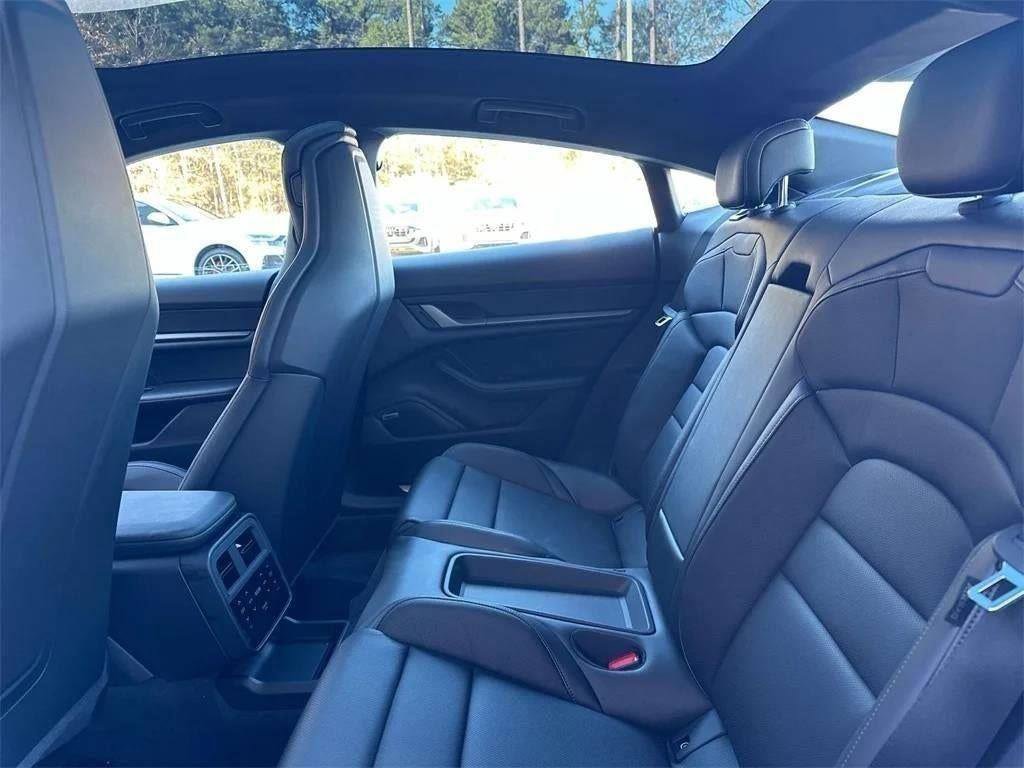 New 2025 Porsche Taycan image 91
