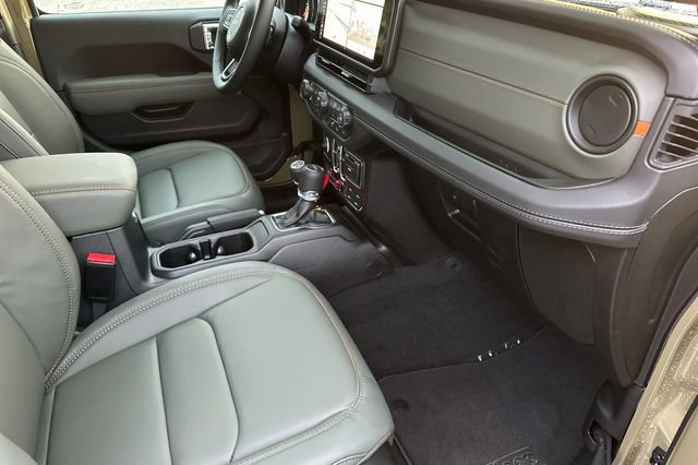 New 2026 Jeep Gladiator Mojave image 15