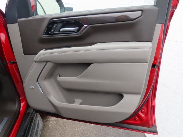 New 2026 GMC Yukon XL Elevation w/ Elevation Premium Package AWD/4WD image 8