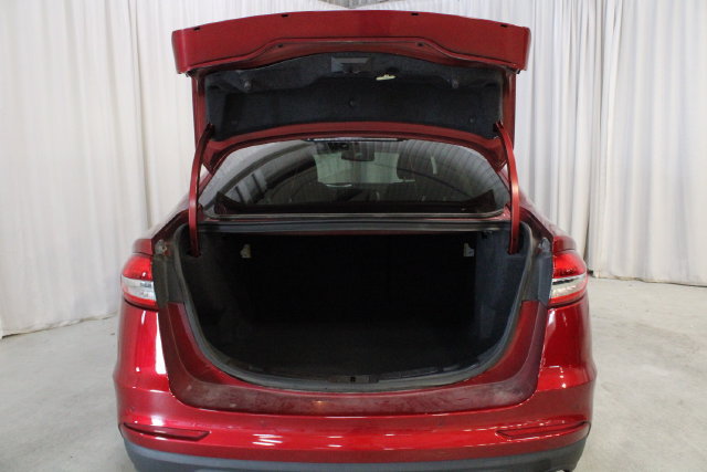 Used 2019 Ford Fusion SEL FWD image 29