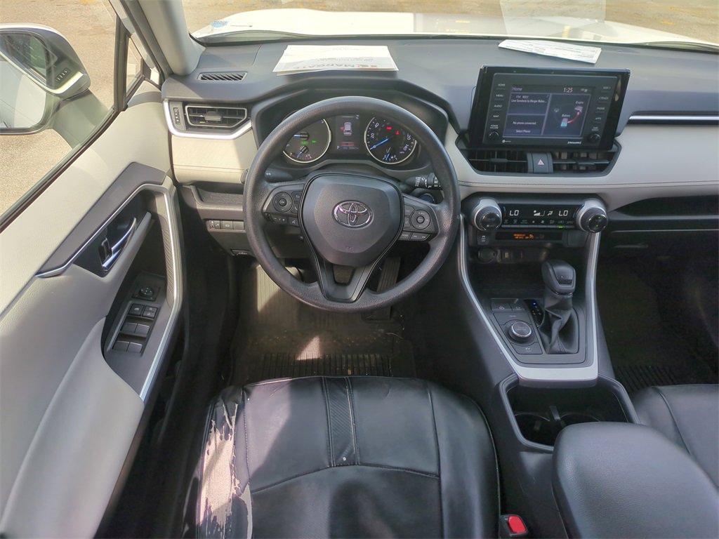 Used 2022 Toyota RAV4 XLE image 18
