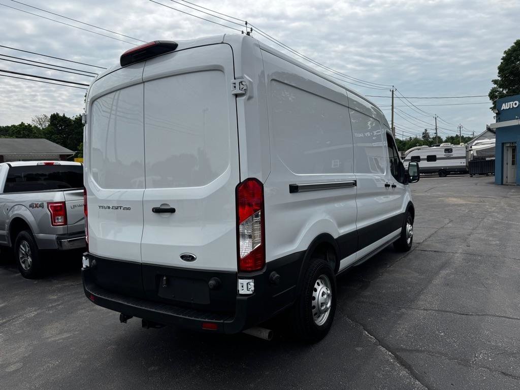 Used 2024 Ford Transit 250 148 Medium Roof Extended AWD image 6