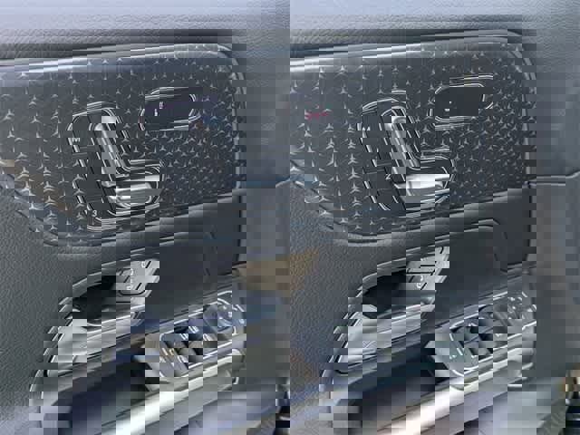 Used 2025 Mercedes-Benz GLB 250 image 16