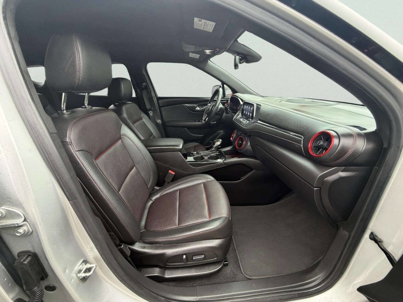 Used 2022 Chevrolet Blazer RS w/ Enhanced Convenience Package FWD image 39