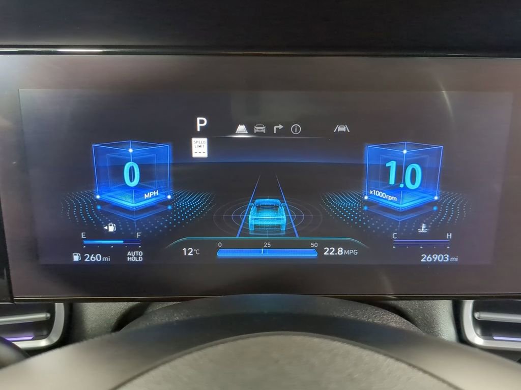 Certified 2024 Hyundai Elantra Limited image 34