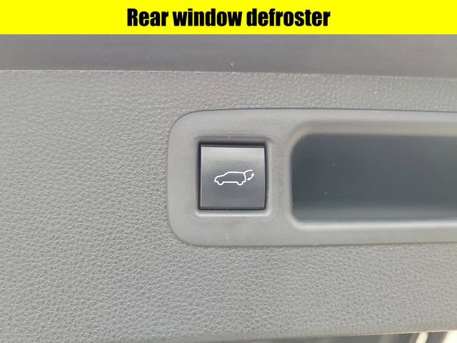 Used 2021 Toyota Highlander XLE image 10