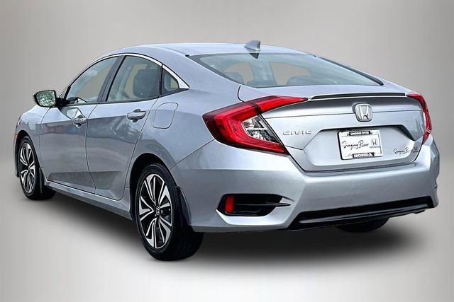 Used 2018 Honda Civic EX-T image 4