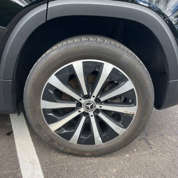 Certified 2023 Mercedes-Benz GLB 250 4MATIC image 9