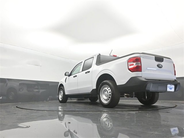 New 2025 Ford Maverick XL image 29