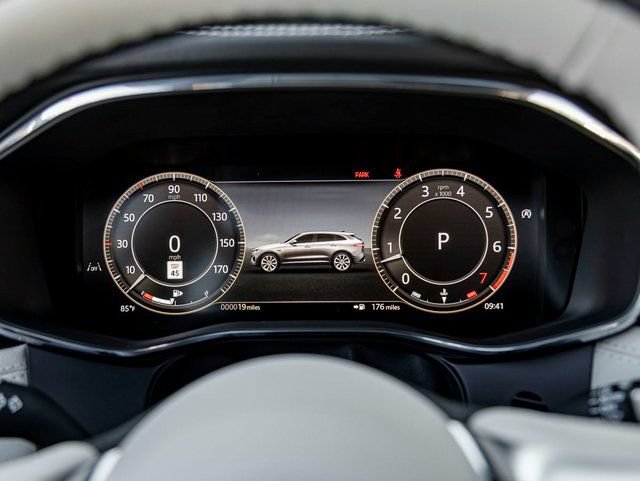 New 2026 Jaguar F-PACE R-Dynamic S AWD/4WD image 17