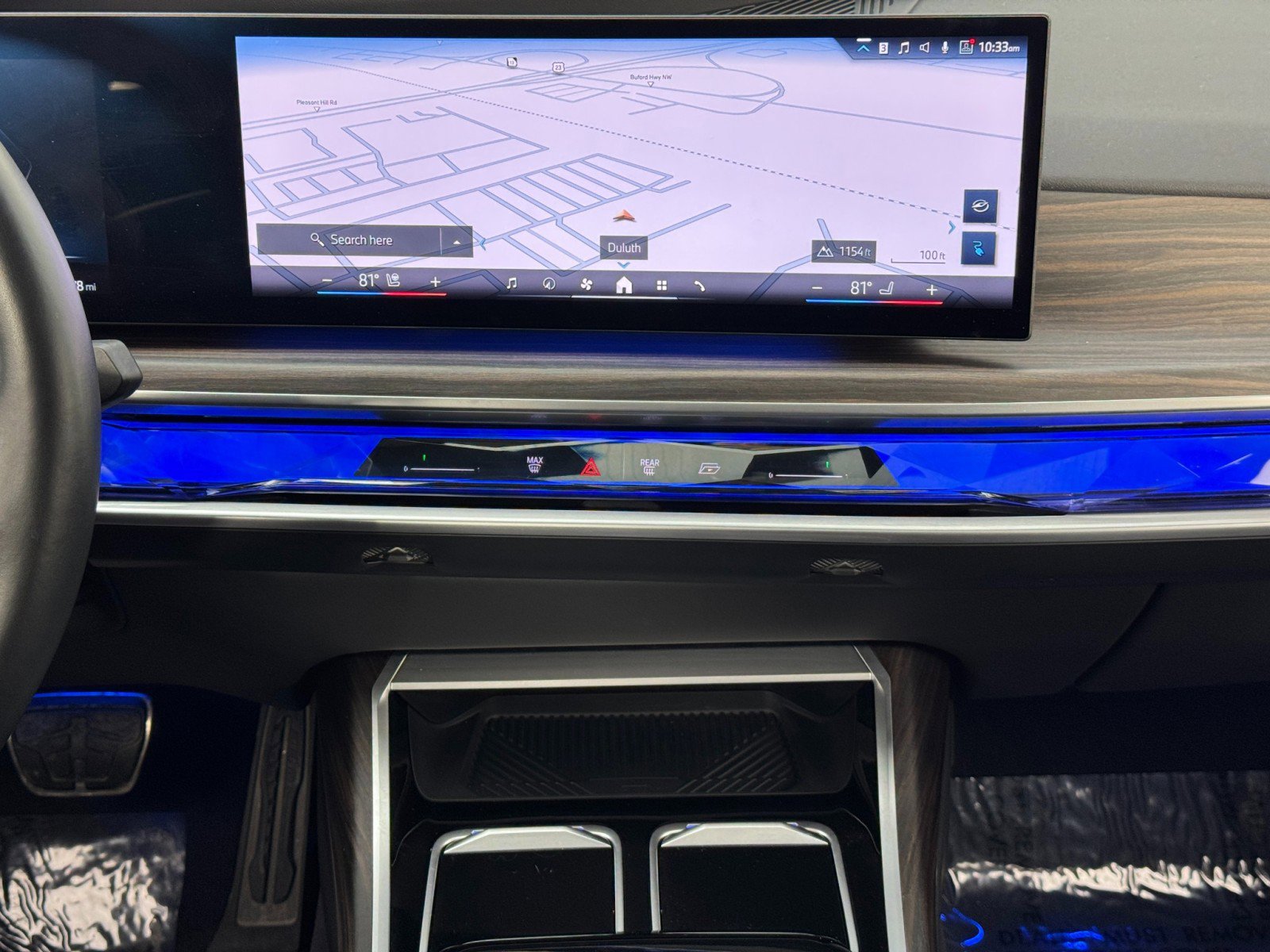 Used 2023 BMW i7 xDrive60 image 25