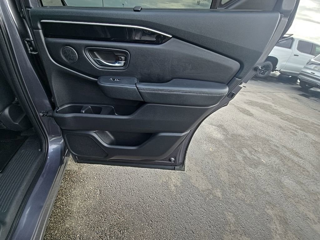 Used 2024 Honda Pilot Touring image 31