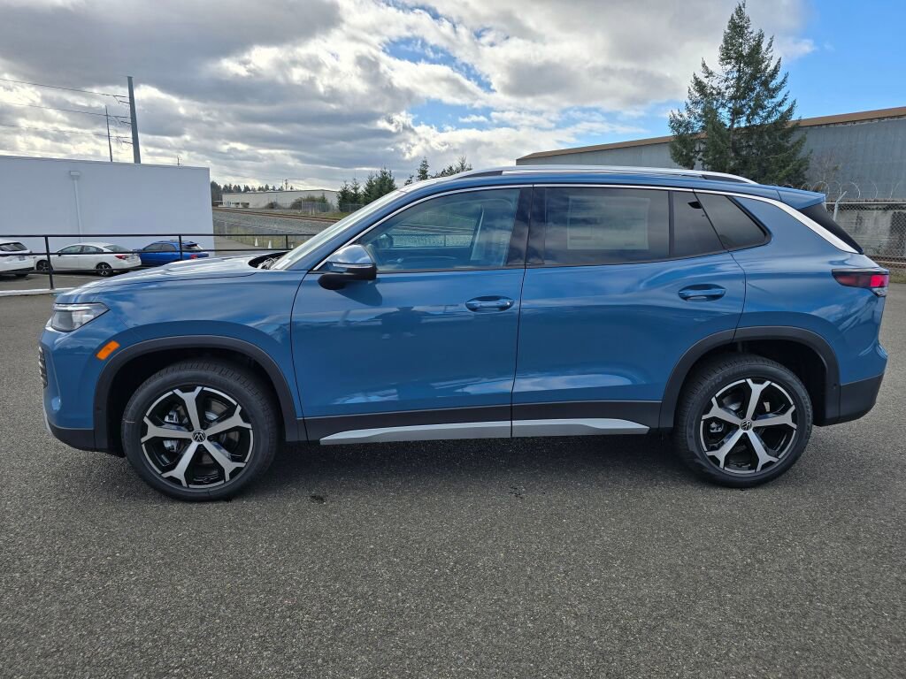 New 2026 Volkswagen Tiguan SE image 7