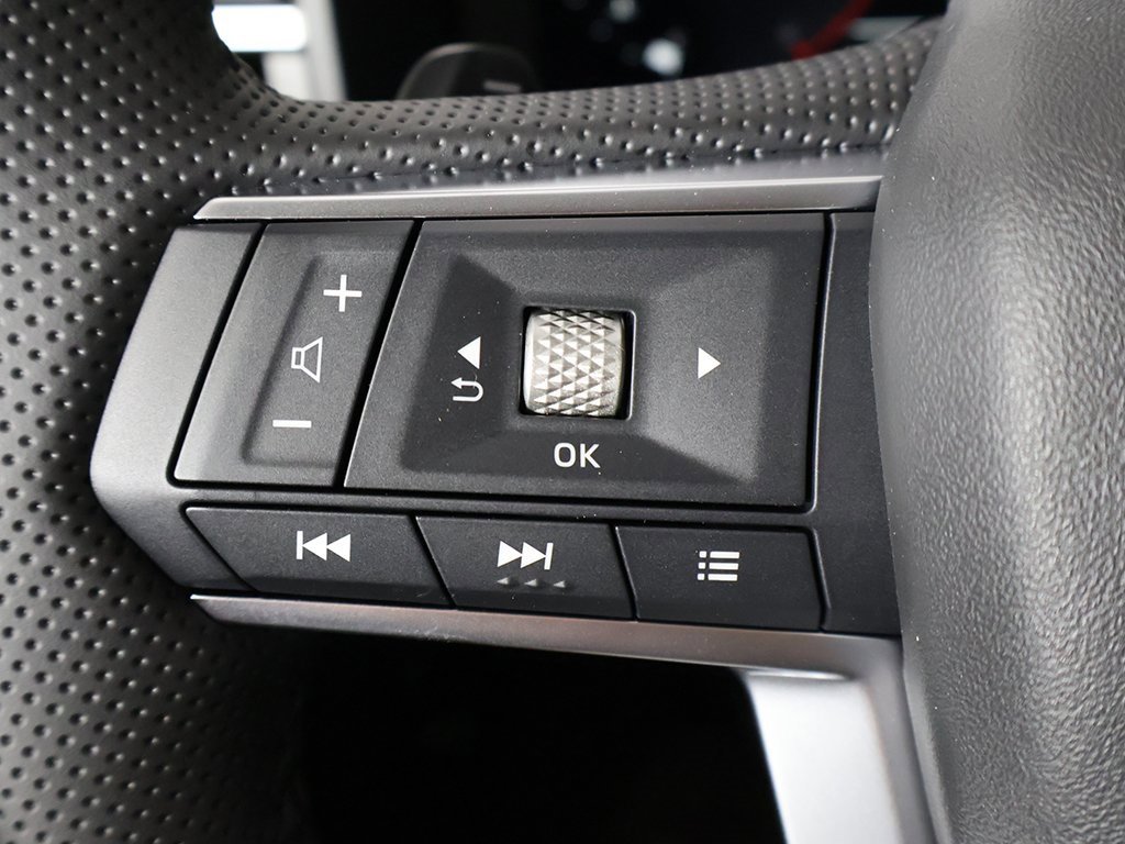 New 2025 Mitsubishi Outlander SE image 47