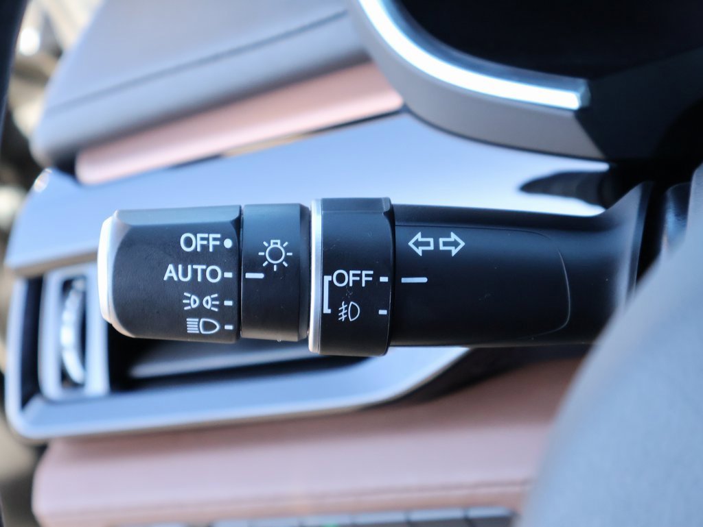 Used 2024 Acura MDX SH-AWD w/ Technology Package image 35