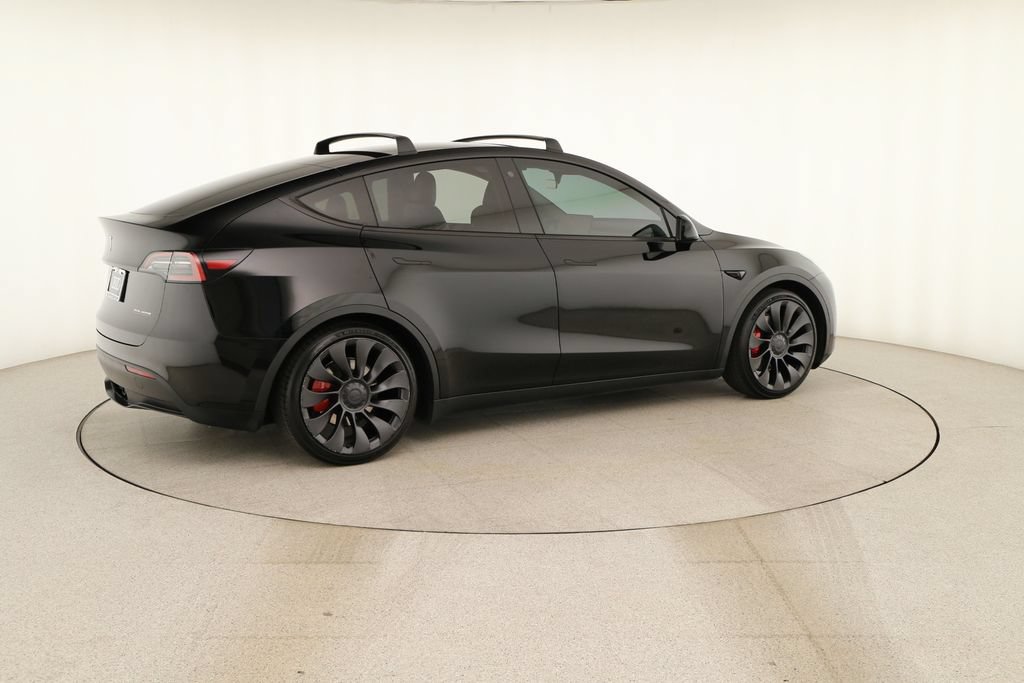 Used 2023 Tesla Model Y Performance AWD/4WD image 7