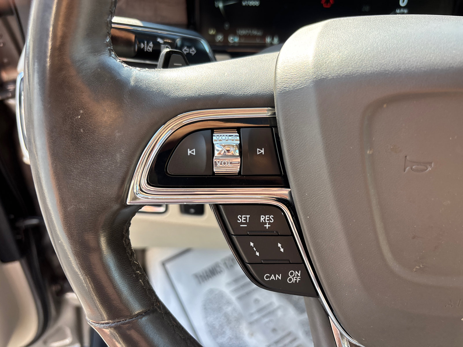 Used 2019 Lincoln Navigator Reserve AWD/4WD image 17