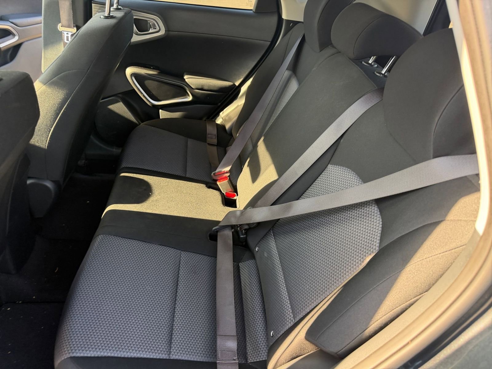 Used 2025 Nissan Sentra S FWD image 23