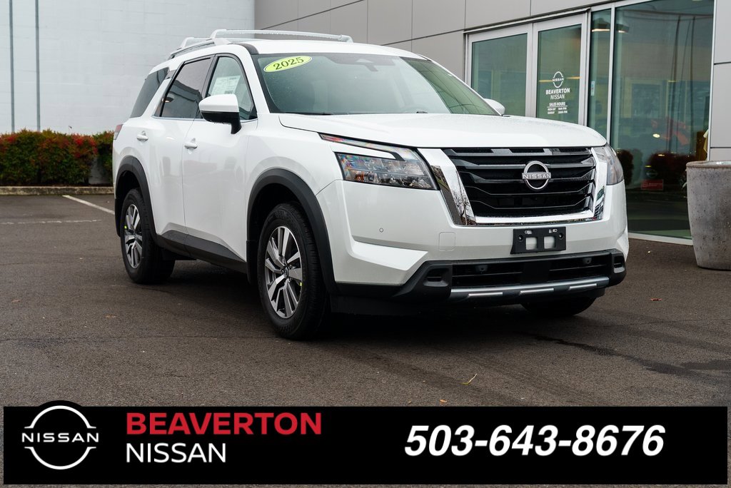 New 2025 Nissan Pathfinder SL