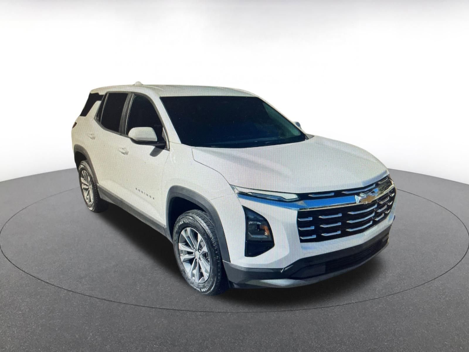 Used 2025 Chevrolet Equinox LT image 8