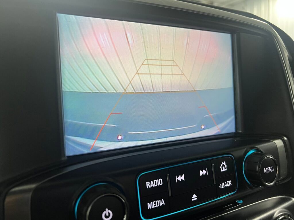 Used 2018 Chevrolet Silverado 1500 LT w/ All Star Edition image 5