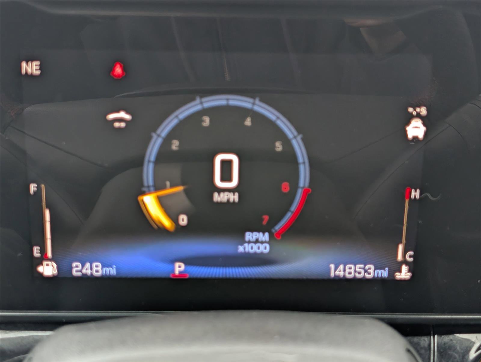 Used 2024 Chevrolet Trax RS w/ Sunroof Package image 28