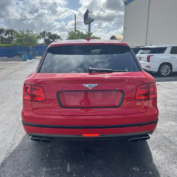 Used 2019 Bentley Bentayga image 7