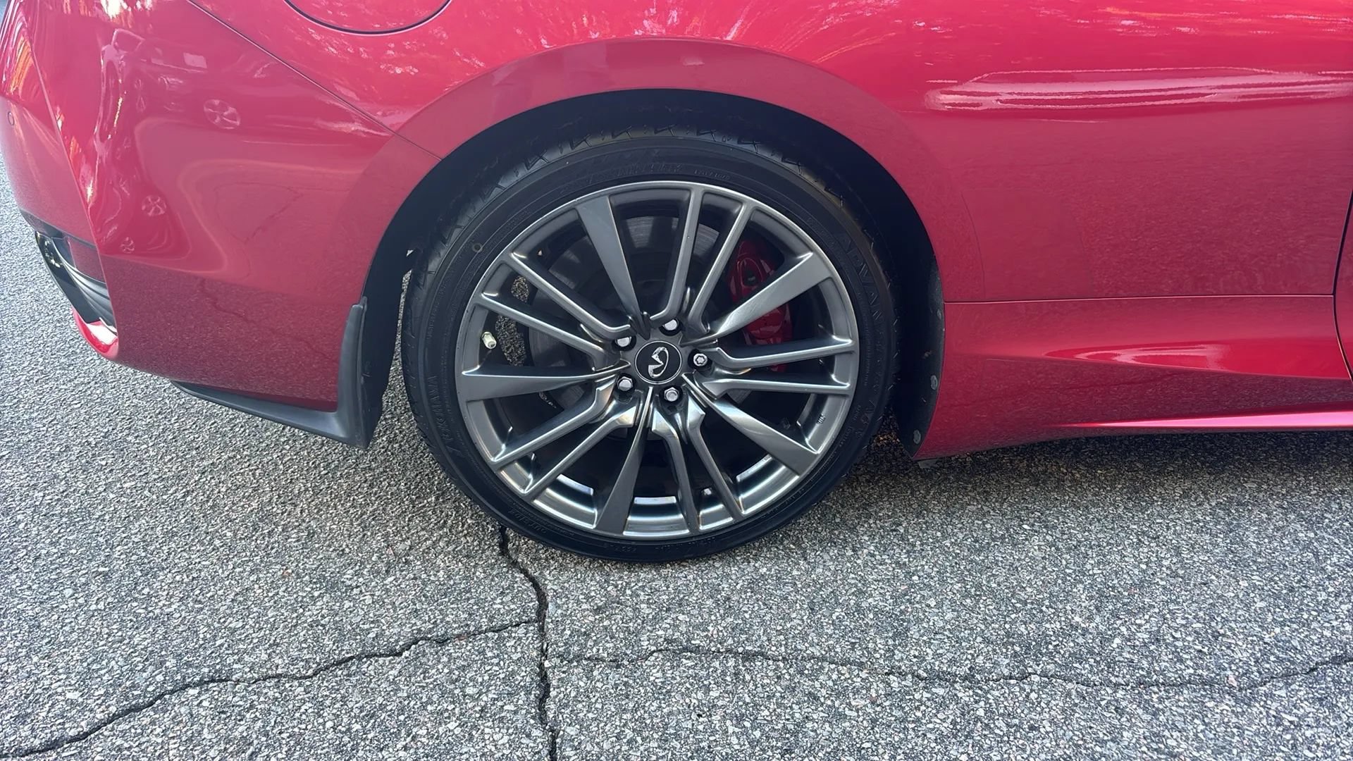 Used 2017 INFINITI Q60 Red Sport 400 RWD image 25