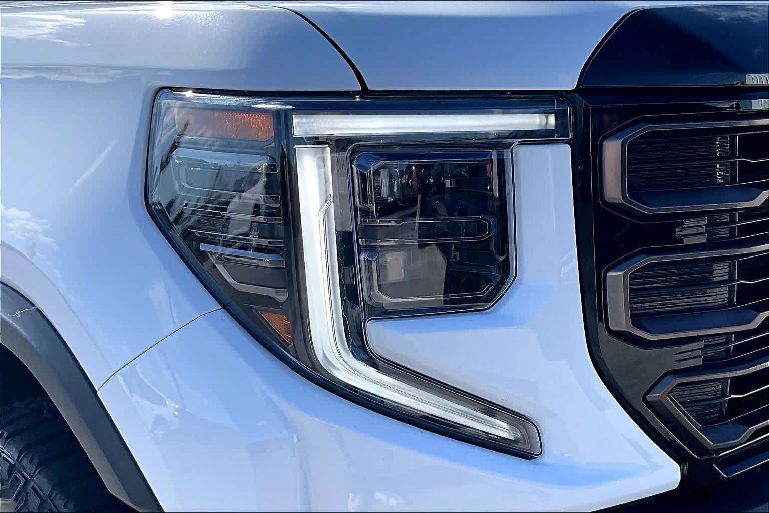 Certified 2024 GMC Sierra 1500 AT4X w/ AT4X AEV Edition AWD/4WD image 46