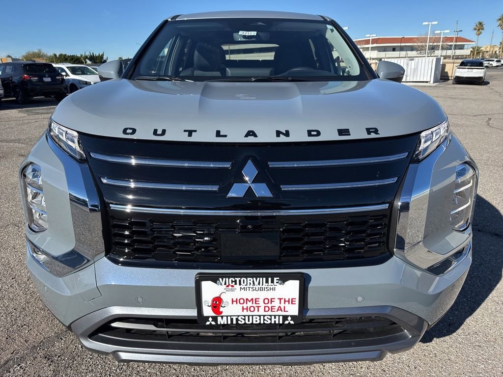 New 2026 Mitsubishi Outlander SE image 2