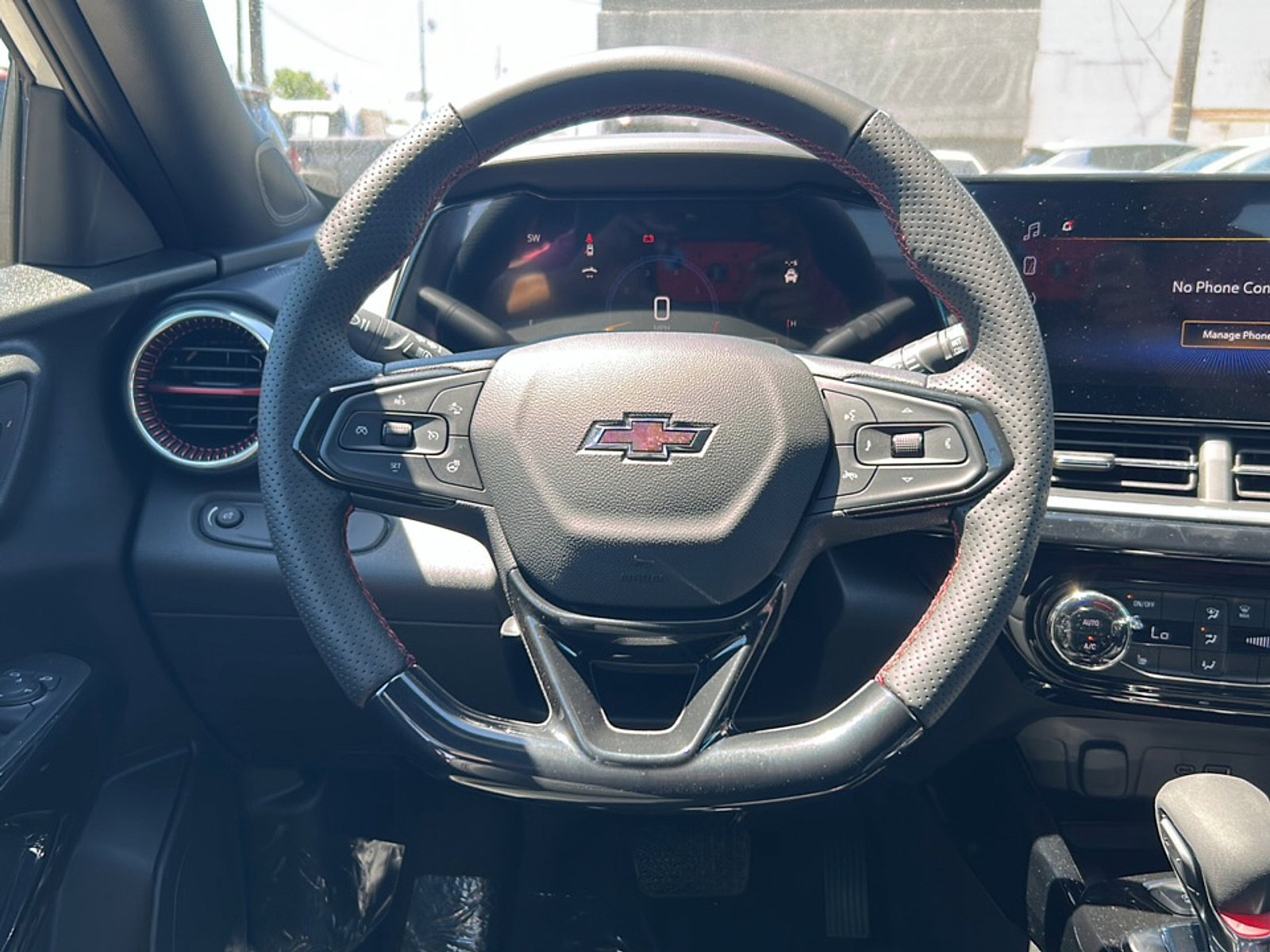 New 2026 Chevrolet Trax RS w/ Sunroof Package FWD image 2