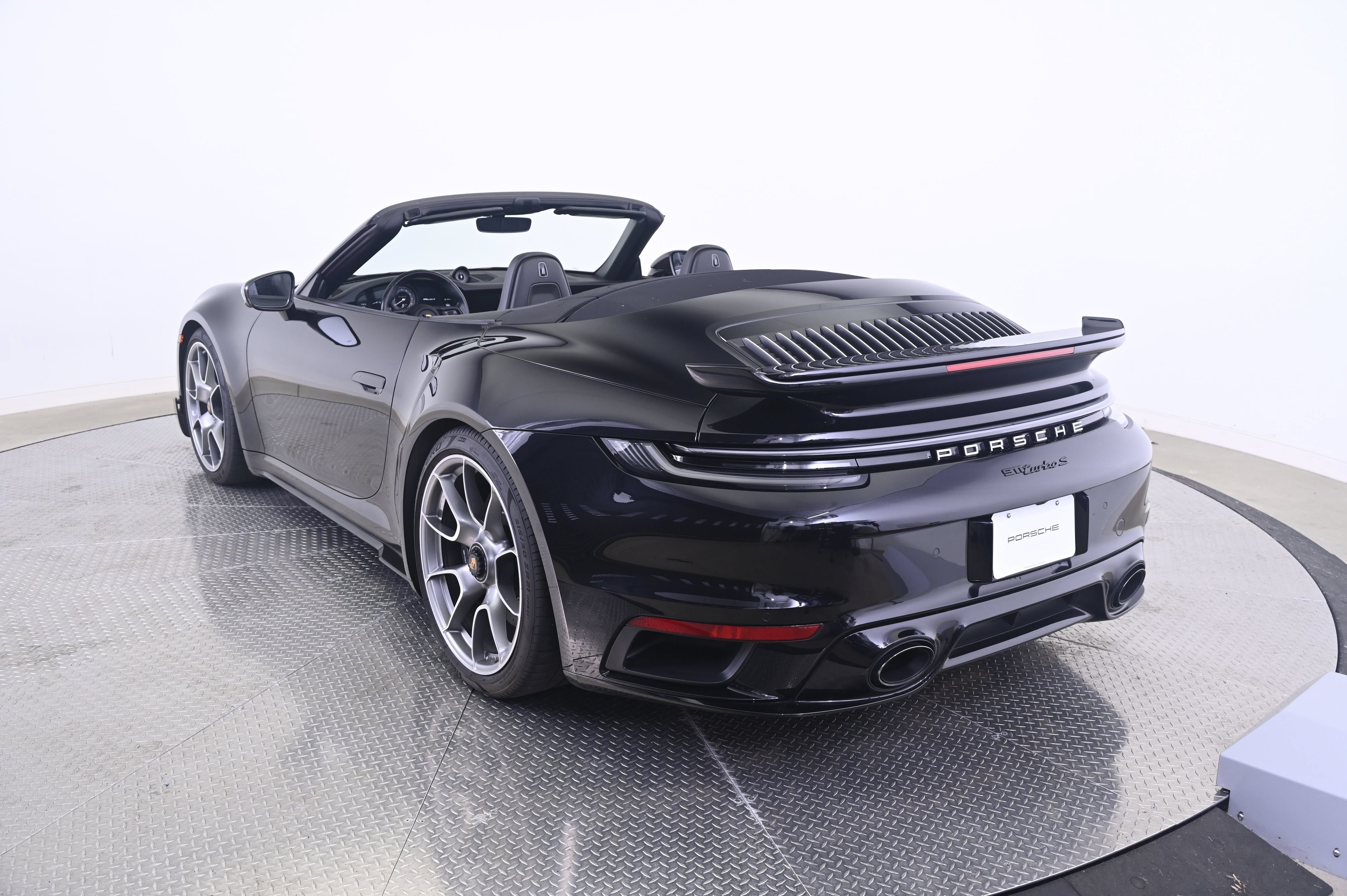Certified 2021 Porsche 911 Turbo S AWD/4WD image 3