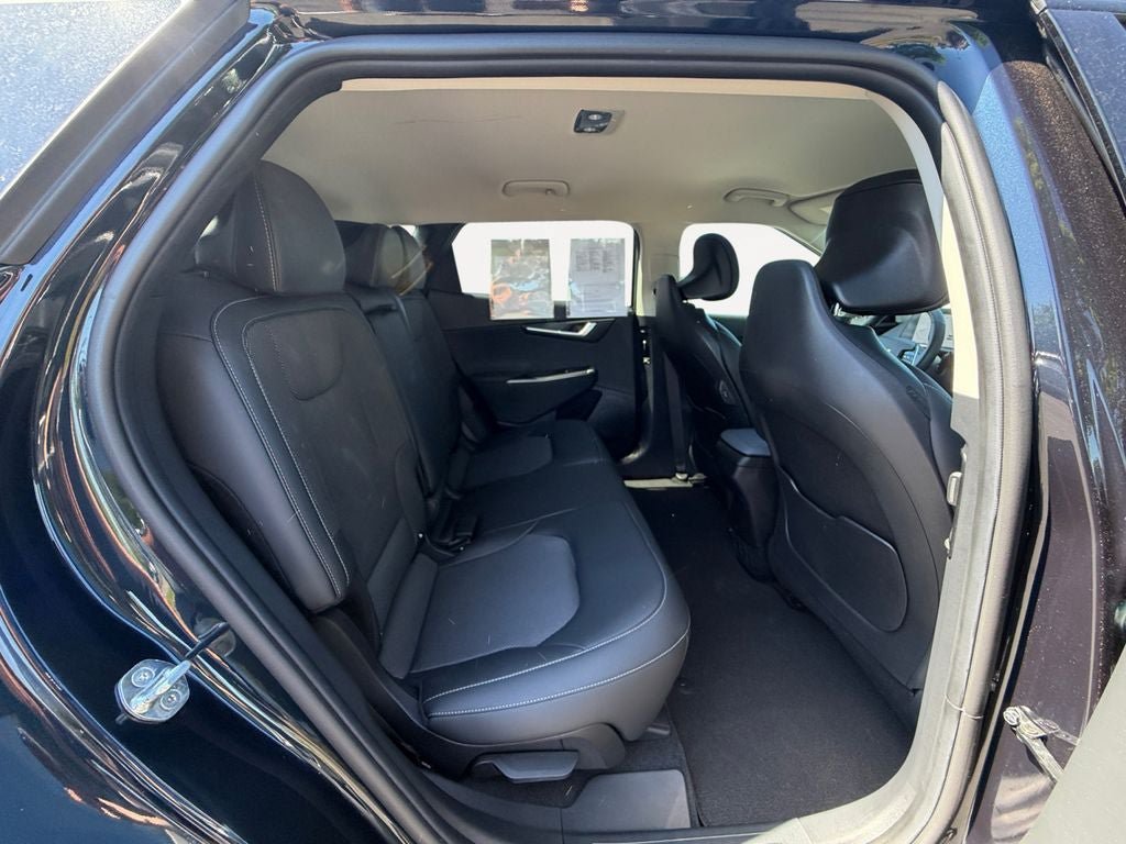 Used 2024 Kia EV6 Light AWD/4WD image 23