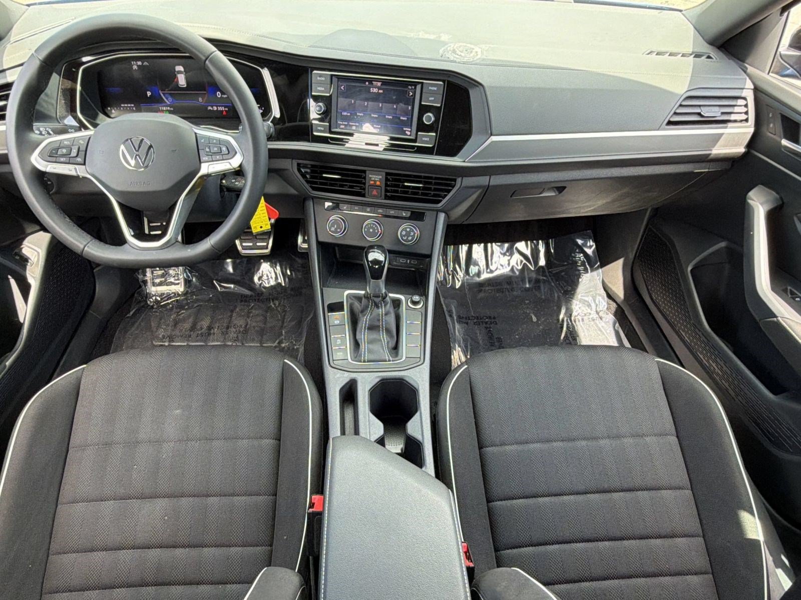 Used 2024 Volkswagen Jetta Sport FWD image 15