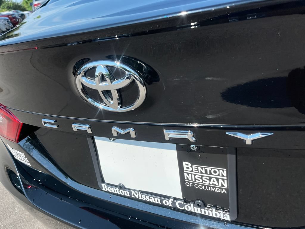 Used 2023 Toyota Camry XSE FWD image 40